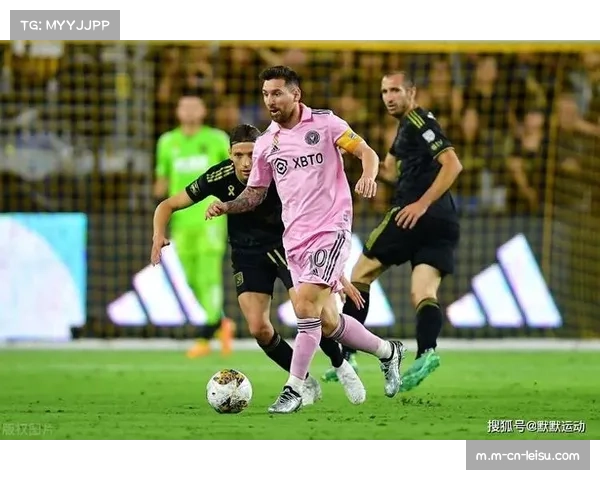 苏亚雷斯助攻梅西头球破门 迈阿密联上半场领先纳什维尔